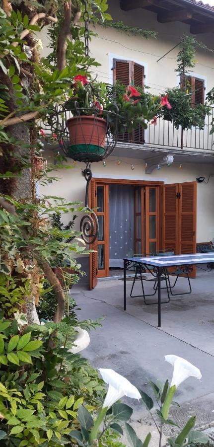 Il Giardino Del Gallo Cherasco Exterior foto
